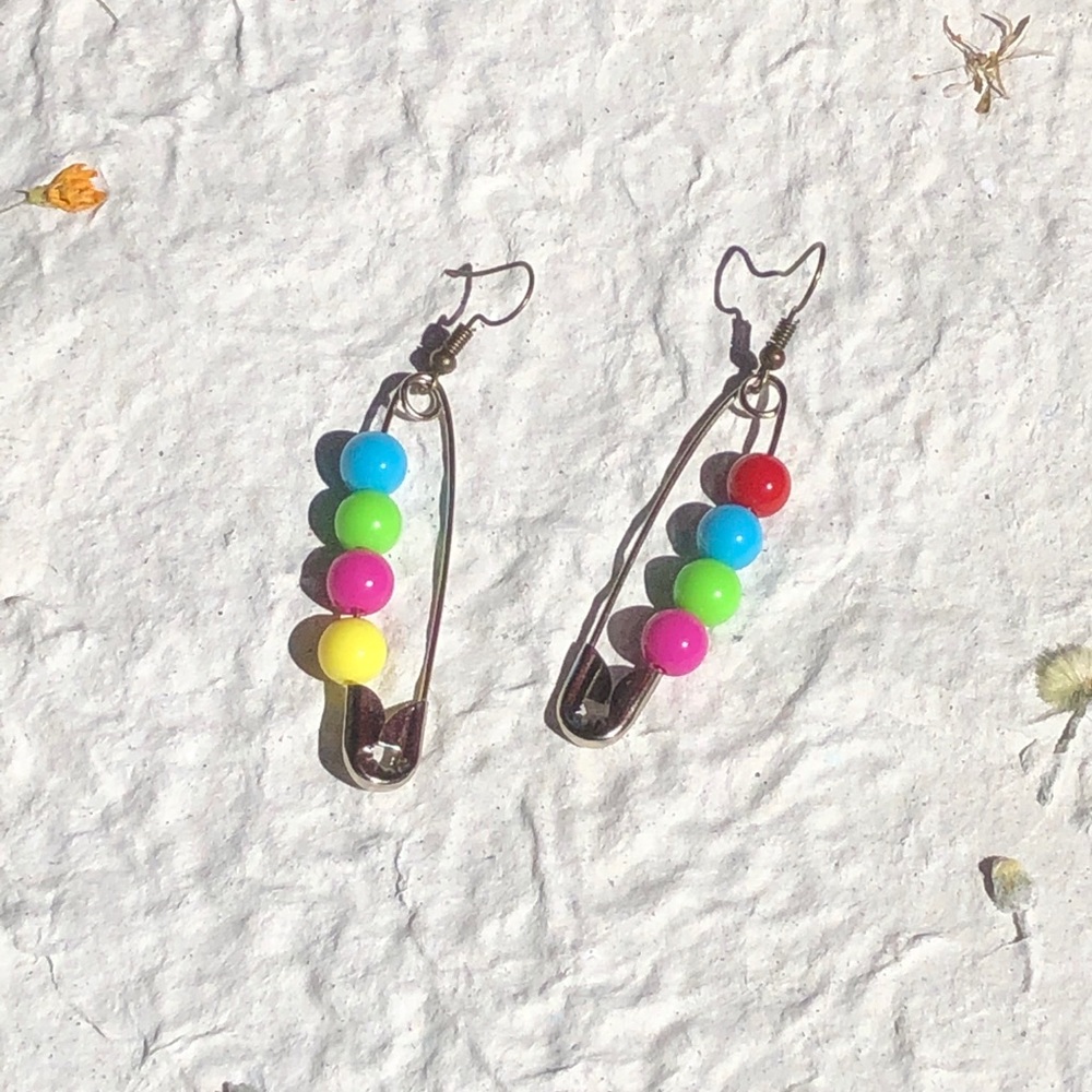 Beaded safety pin earrings !